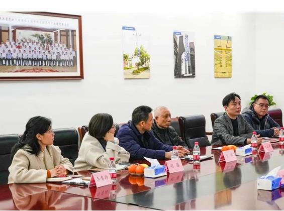 浦江县,县长,刘熙,一行赴沪,调研和记AG平台娱乐官网,以中国之光,点亮全球